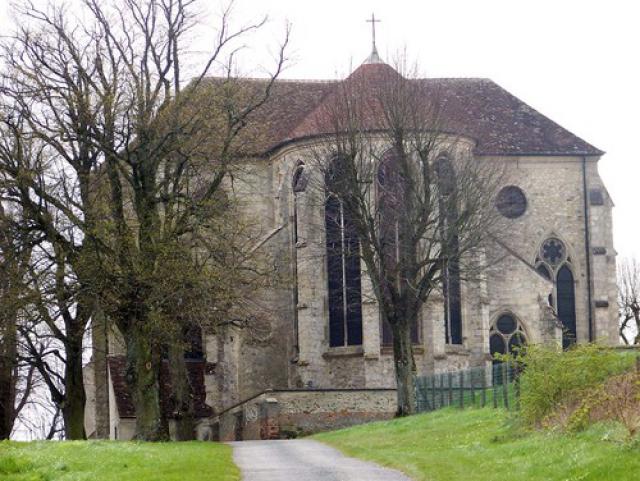 église de Doue