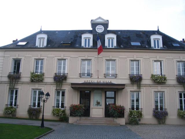 La mairie de Gretz-Armainvilliers, Seine-et-Marne, France.