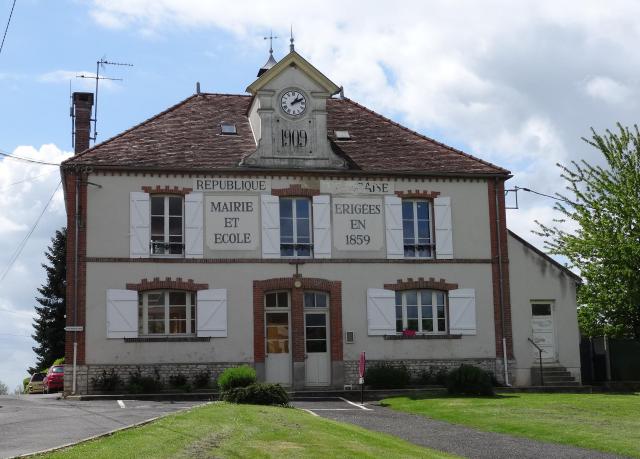 Mairie de Meigneux. (Seine-et-Marne, région Île-de-France).