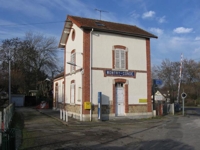 Gare de Montry - Condé. (commune de Montry, département de la Seine-et-Marne, région Île-de-France).