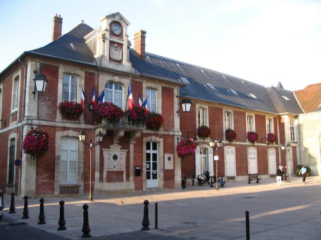 L'hôtel de ville de Lagny-sur-Marne, Seine-et-Marne, France