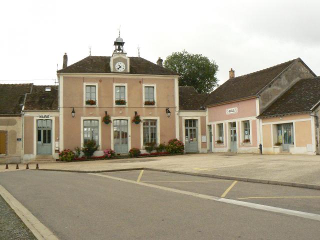 Mairie de Savins en Seine-et-Marne (France)