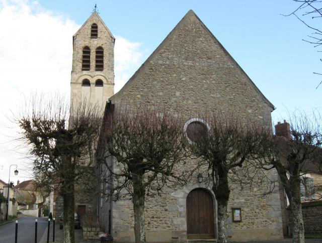 Église Saint-Sauveur de Saint-Sauveur-sur-École. (Seine-et-Marne, région Île-de-France).