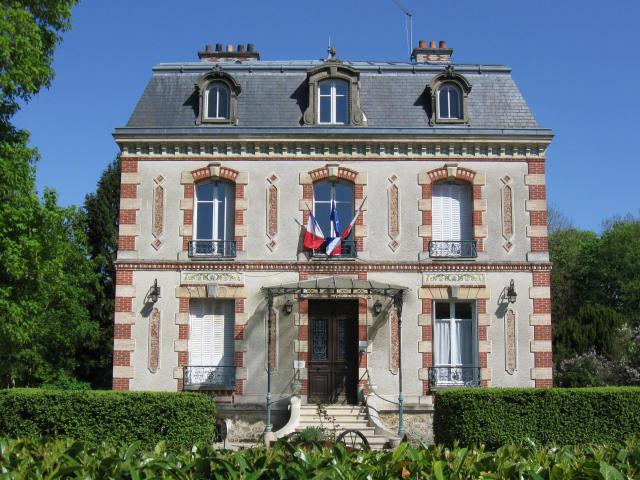 Mairie de Fontenailles. (Seine-et-Marne, région Île-de-France).