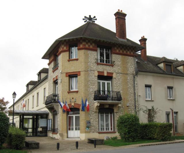 Mairie de Compans (département de la Seine-et-Marne, région Île-de-France).