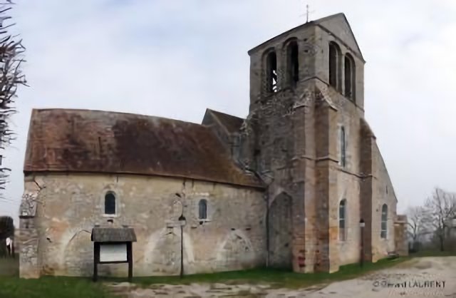 L'église est actuellement en restauration intérieure. Les premiers travaux de consolidation datent de 1959.