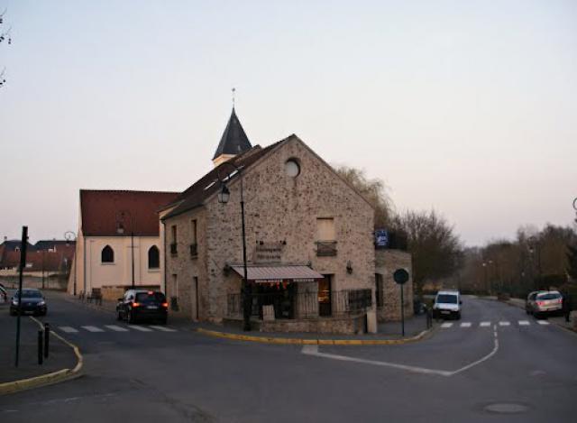 Bakery & Church, Magny-le-Hongre