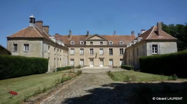 Chaumes en Brie - Château de Maurevert (XVIIIe siècle)