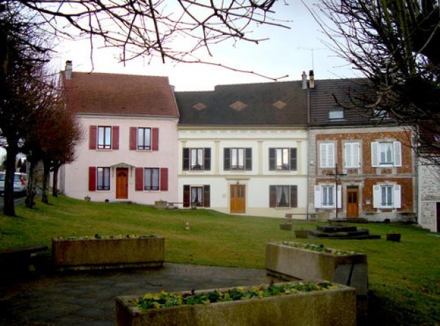 Place du village de Saint-Fiacre
