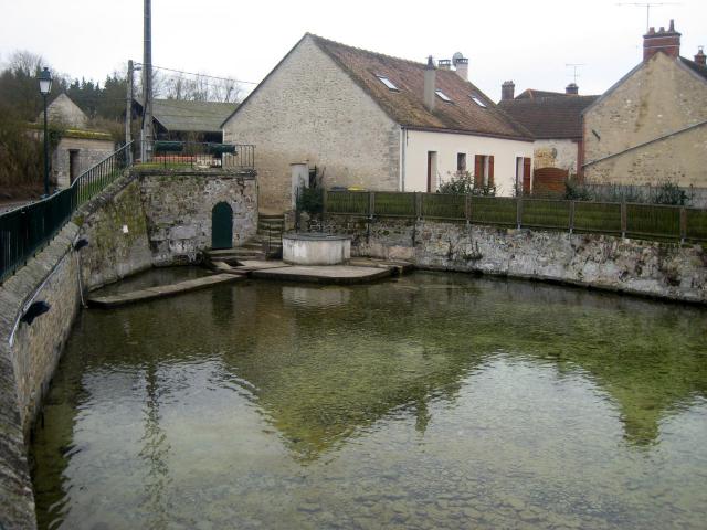 Esmans, la source du ru.