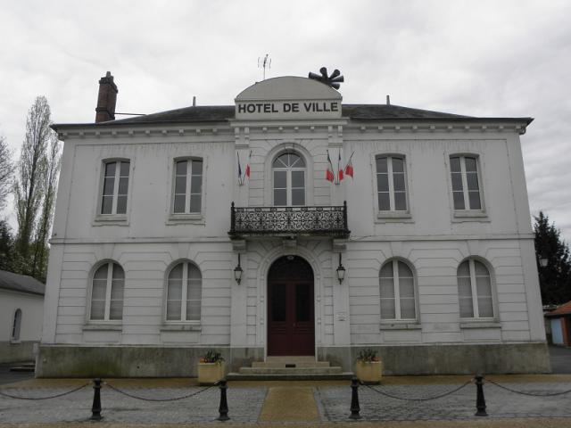 Mairie de Faremoutiers (77).
