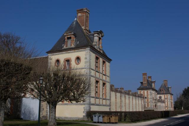 Château de Fleury-en-Bière ( Fleury-en-Bière, Seine-et-Marne, France)