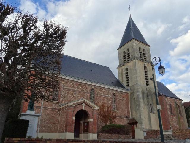 Église Notre-Dame de Pringy. (Seine-et-Marne, région Île-de-France).
