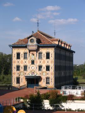 L'ancienne chocolaterie Manier à Noisiel, Seine-et-Marne, France, aujourd'hui le siège de Nestlé France.
