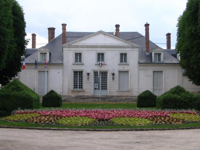 La mairie d'Héricy, Seine-et-Marne, France.
