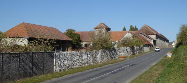 Ferme à Thieux
