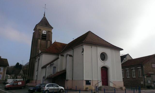 Villiers sur Morin, église.