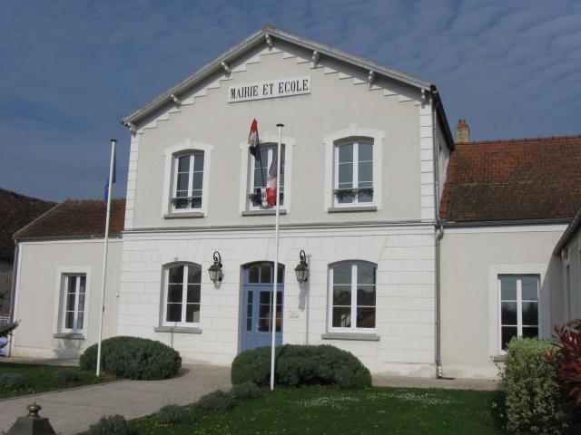 Mairie de Mouy-sur-Seine. (Seine-et-Marne, région Île-de-France).