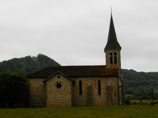 Église dédiée à saint Michel (construite à la fin du 19éme)