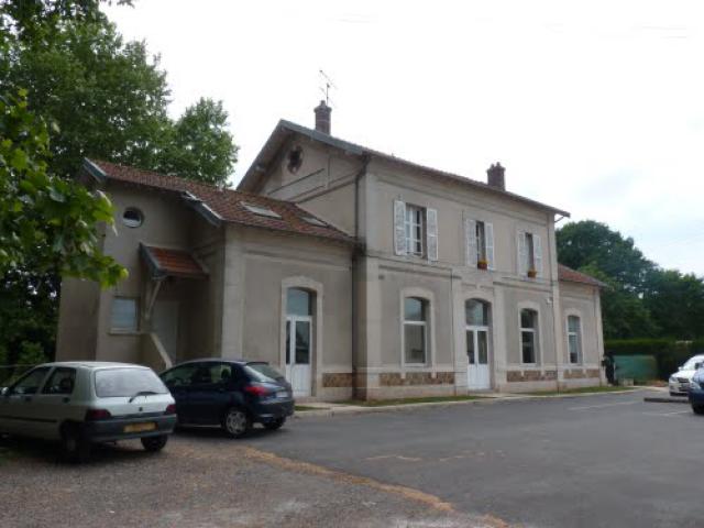 SNCF Ancienne gare de Grisy-Suisnes