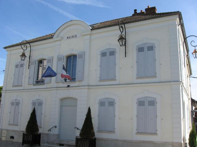 La mairie-école de Saâcy-sur-Marne (Seine-et-Marne, région Île-de-France)