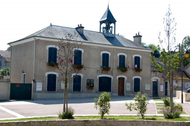 Mairie de Montigny-sur-Loing (Montigny-sur-Loing, Seine-et-Marne, France)