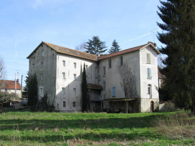 Ancien moulin à eau, la Ramée. (commune de Douy-la-Ramée, Seine et Marne, région Île-de-France).