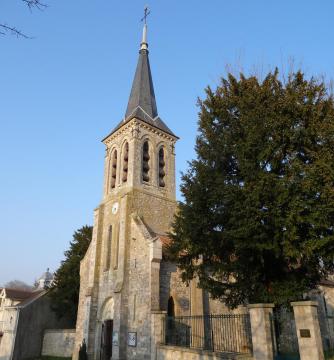 Église Saint-Nicolas de Rubelles. (Seine-et-Marne, région Île-de-France).