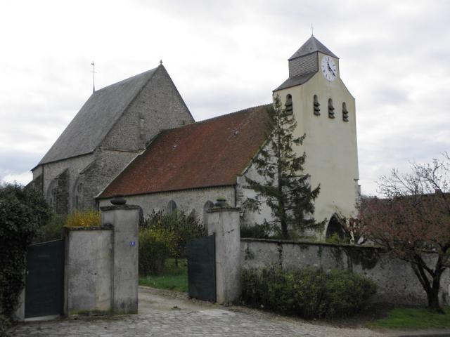 Église Saint-Crépin-et-Saint-Crépinien de Verdelot (Seine-et-Marne, région Île-de-France)..