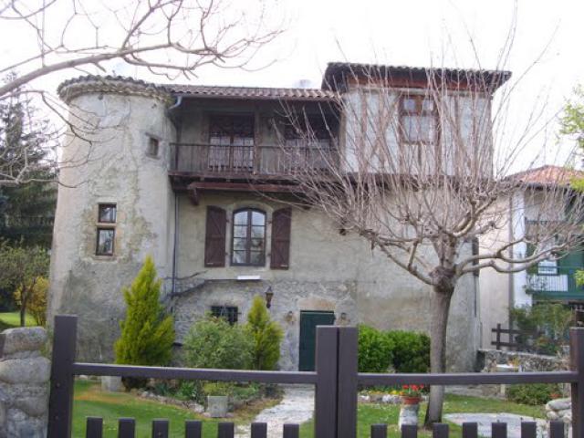 Une maison ancienne à Caumont