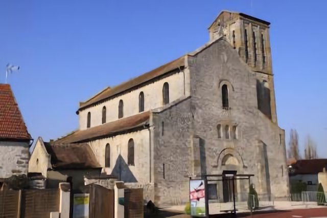 Maison Rouge