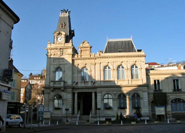 Mairie de Meulan (Yvelines) Photo JH Mora, janvier 2006