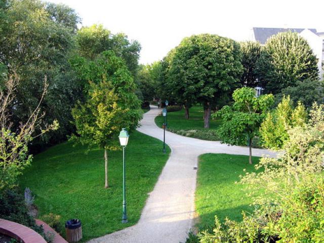 BERGE - RUEIL