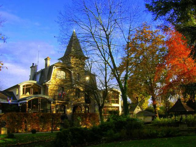 Marie de Villennes-sur-Seine