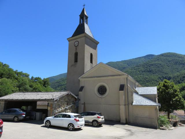 Église d'Albiès. Photo sans date incrustée.