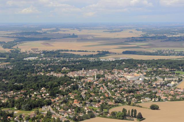 Vue aérienne de Neauphle-le-Château