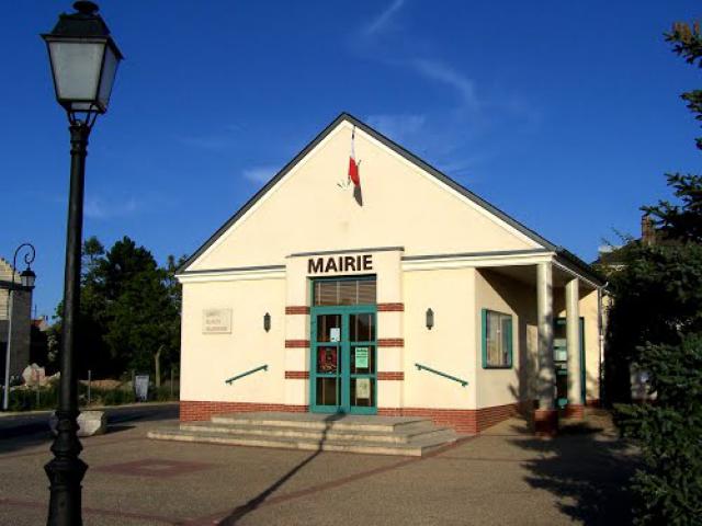 Saulx-Marchais Mairie