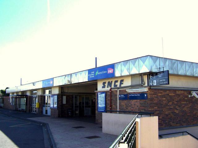 Les Clayes-sous-Bois (Yvelines, France) : gare de Villepreux-Les Clayes