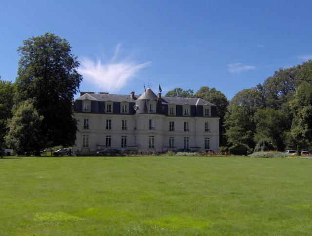 Chateau de Montigny-le-Bretonneux.