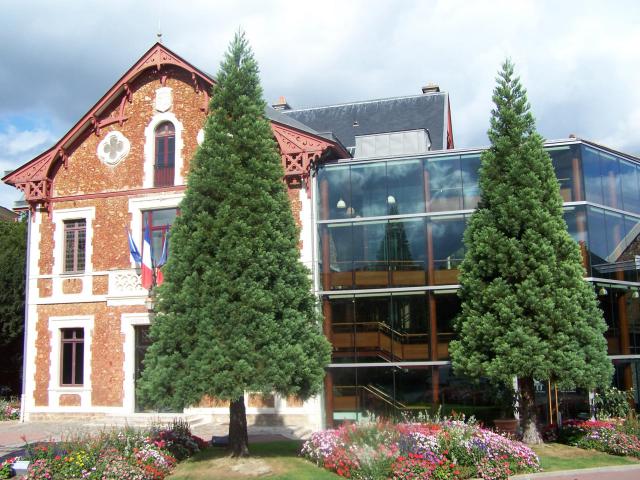 Mairie de Viroflay (Yvelines, France)