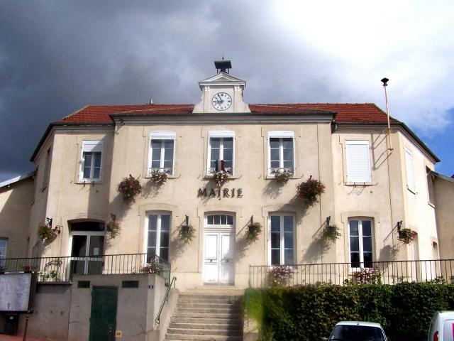 Mairie de Jouars-Pontchartrain (Yvelines, France)