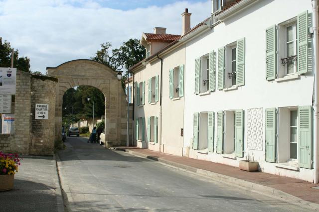 La porte de la forêt au Mesnil-le-Roi - Yvelines (France)
