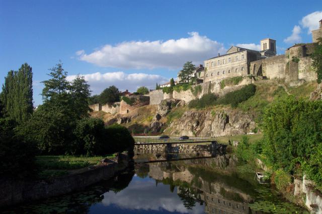 The battlements of the citadel in Parthenay, viewed from Saint-Paul's bridge across the River Thouet. For more information, see the…