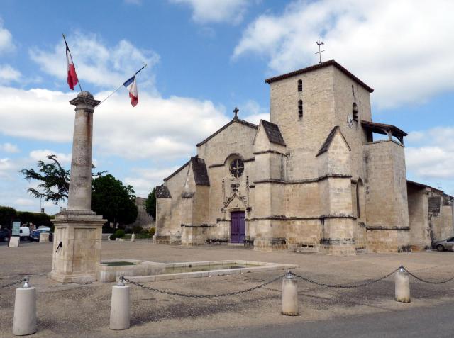 Eglise de la Ste-Trinité à Coulon (Deux-Sèvres)