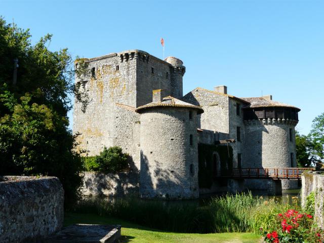 Le château de Tennessus, Amailloux, Deux-Sèvres, France