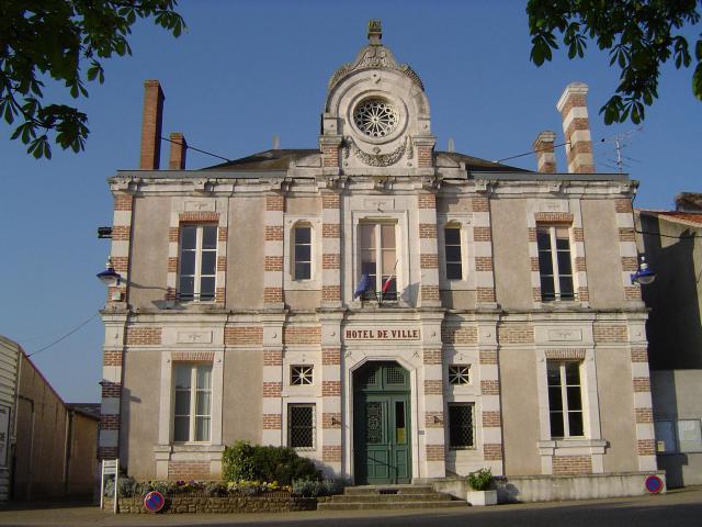 Mairie de Thénezay