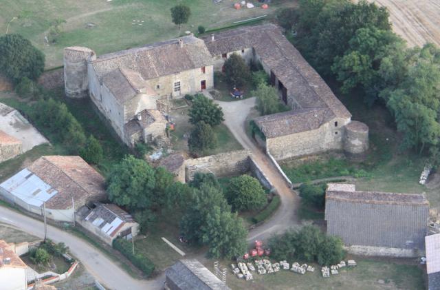 Chateau de la Guillotière Vausseroux 79 Deux-Sèvres
