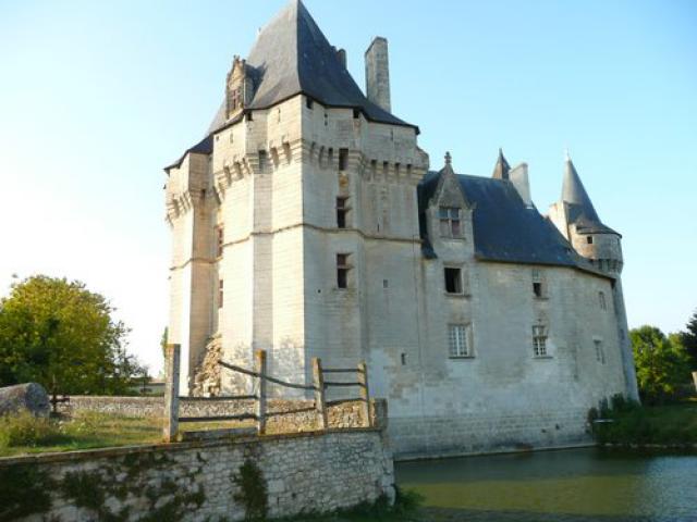 chateau de Cherveux (79410=
