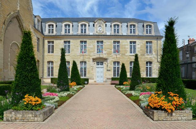 Cet édifice est inscrit au titre des Monuments historiques. Il est répertorié dans la base Mérimée, base de données sur le patrimoine…