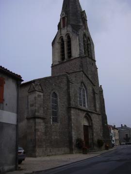Eglise St Hilaire de Nueil les Aubiers (Deux-Sèvres - 79) monument